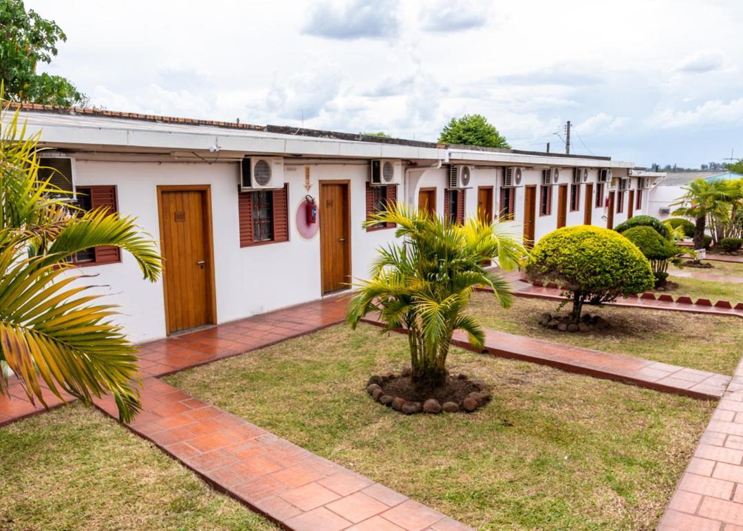 Hotel Alegrete Bagian luar foto